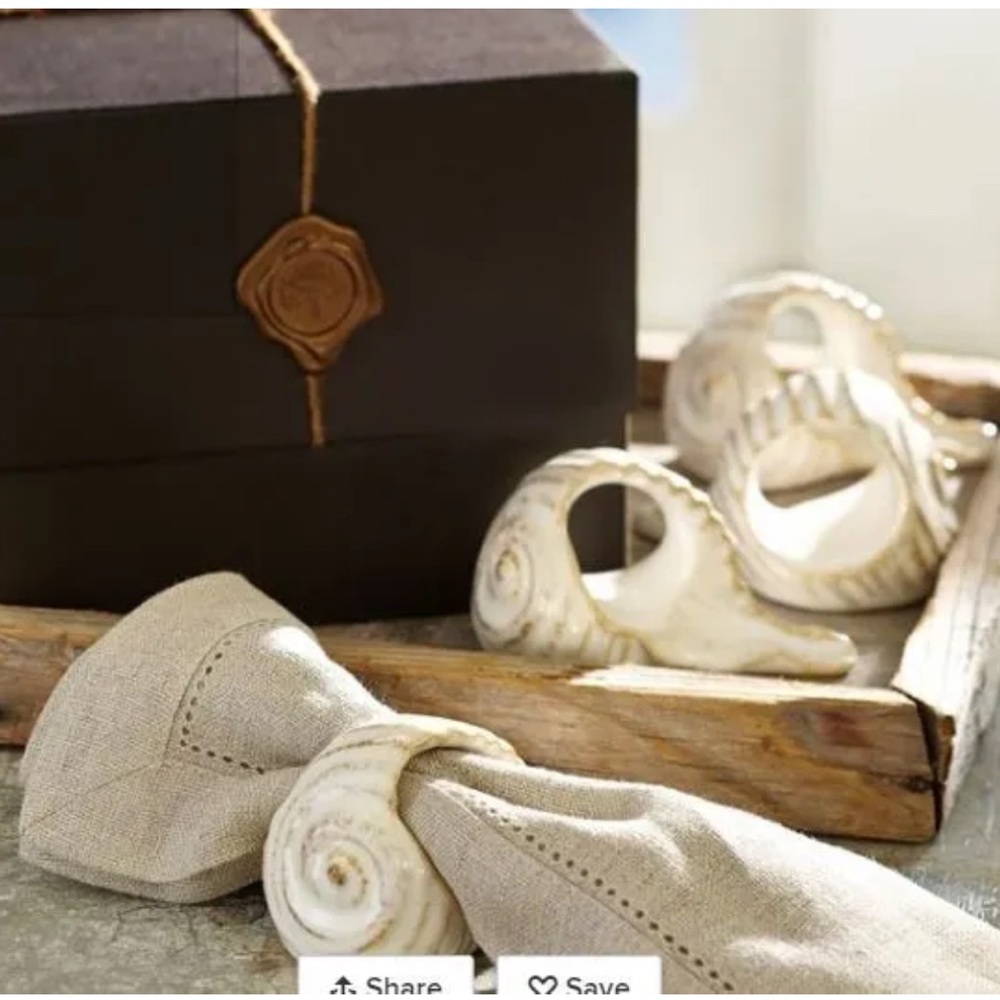 Set of 4 Pottery Barn Ceramic Sea Shell Napkin Rings NEW